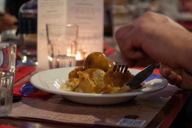 2.5 Hour Experience Scottish Dinner and Folk Music - Who should book Folk and Haggis at Biblos (and who should skip it)