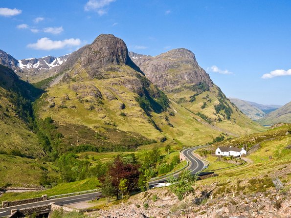 2-Day Inverness and the Highlands Very Small Group Tour from Edinburgh - Fort Augustus and Loch Ness: stretching legs on the Great Glen