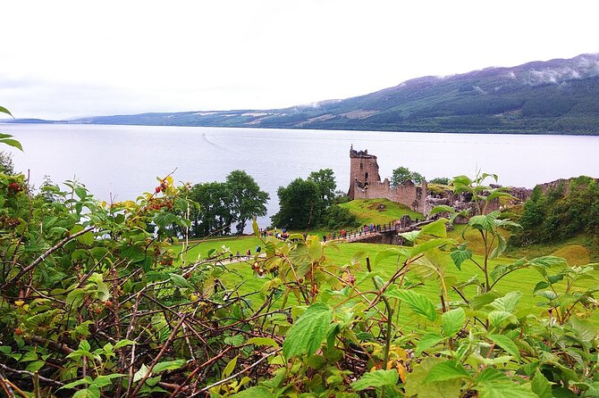 2 Days on the Loch Ness Canal of Caledonia and the Highlands - A tight two-day Highlands loop from Edinburgh