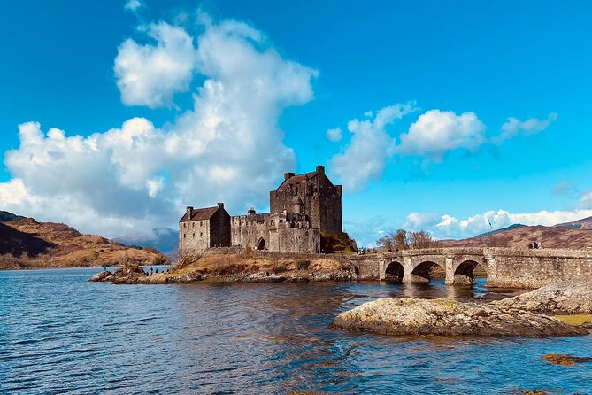4-Day Isle of Skye & Jacobite Steam Train (train ride included) - Starting in Edinburgh: The Meeting Spot That Saves You Stress