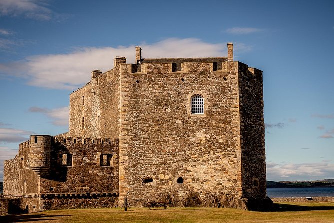 4-Day Outlander Trail Tour from Edinburgh Including Admissions - Day 1: Doune Castle, Glencoe, and the Jacobite stops into Inverness