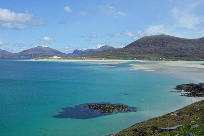 5-Day Outer Hebrides & the Scottish Highlands Small-Group Tour from Edinburgh - Cairngorms finale: Loch Ness shores, Tomintoul, Braemar, and Scone Palace