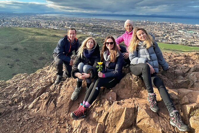 5 Days English Speaking Course Around Edinburgh - Day 1 in Moffat: Park Snacks, Then a Welcome Dinner