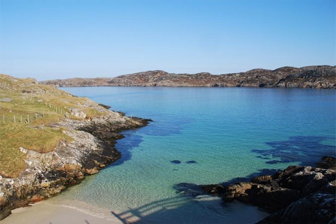 6-Day Outer Hebrides and Isle of Skye Small-Group Tour from Edinburgh - Harris and Luskentyre: white-sand time and Harris Tweed culture