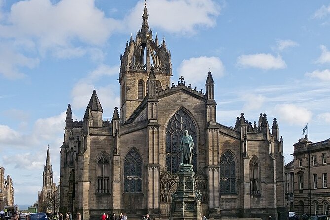 A History of Witchcraft in Edinburgh: A Self-Guided Audio Tour - FAQ
