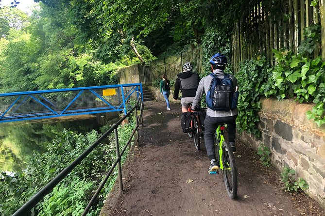 'A Wee Pedal's' Award-Winning Circular Cycle Tour of Edinburgh! - Meeting at Bridgend and what the 9:00 start means