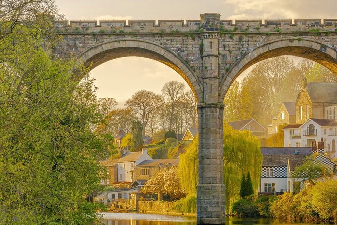 Alnwick Castle and Rosslyn Chapel Day Tour from Edinburgh - Getting out of Edinburgh fast: the small-group advantage