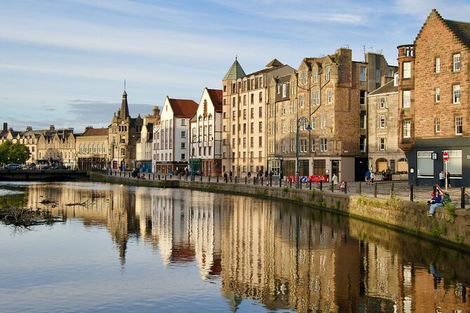 Amitylux Best of Private Edinburgh Walking Tour-3 Hours - Grassmarket: where the map turns into street life