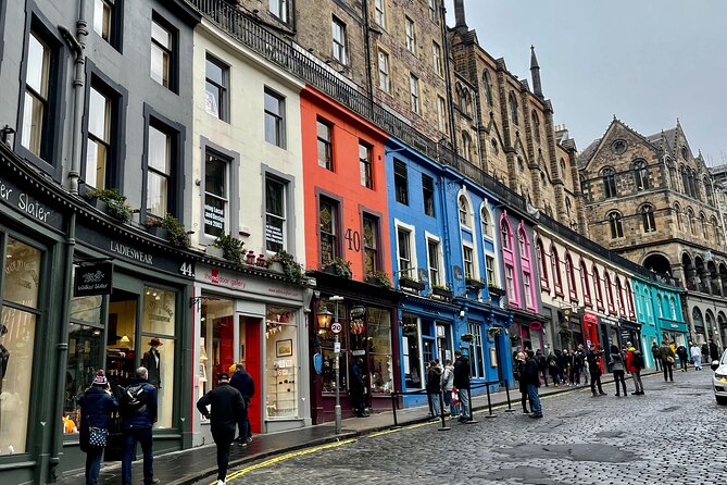 Best of Edinburgh Walking Tour-3 Hours, Small Group max 10 people - Victoria Street and Mary King’s Close at Street Level