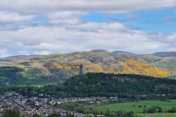 Braveheart Tour Mountains Lochs Castles and Battlefields - Wallace Monument Exteriors and Stirling Castle Views Without the Rush
