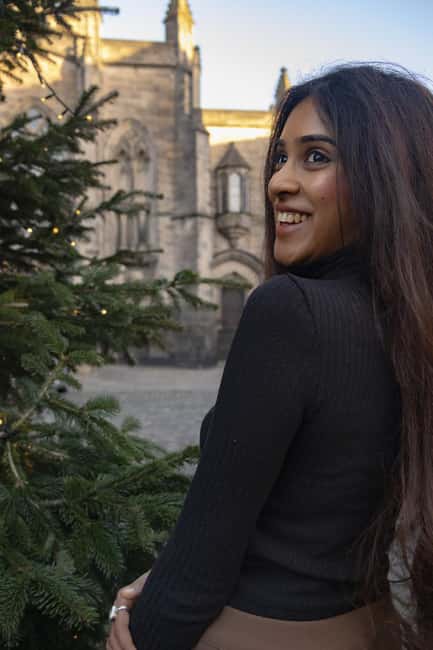 Capture Your Scottish Adventure – Professional Photography - Scott Monument Photo Stop: A Clean, Cinematic Edinburgh Classic