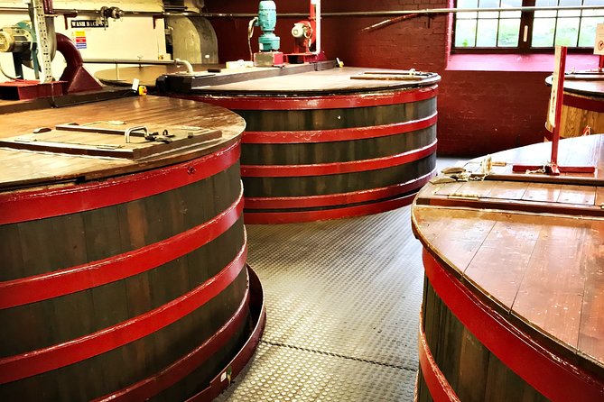 Casks & Chronicles: Day Tour of Scottish Whisky Distilleries - What’s included (and what you’ll likely pay for separately)