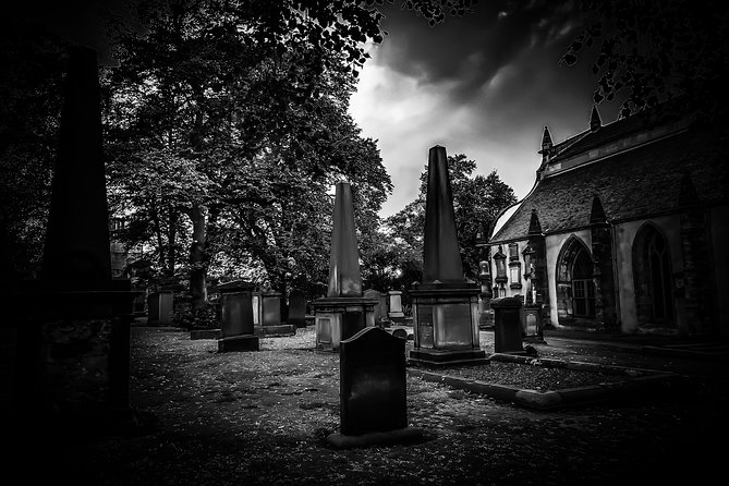 City of the Dead Haunted Graveyard Tour - The key bits (so you can decide fast)