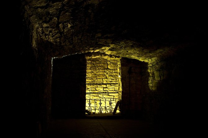 City of the Dead Underground Vaults (Day) - Weather, comfort, and practical planning