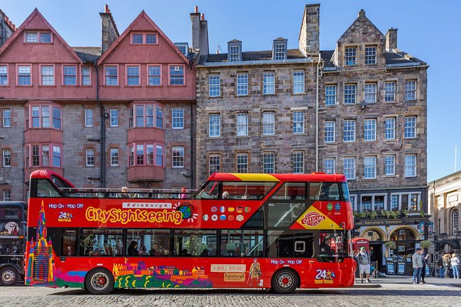 City Sightseeing Edinburgh Hop-On Hop-Off Bus Tour + Kids Go Free - Why a hop-on hop-off bus makes sense in Edinburgh