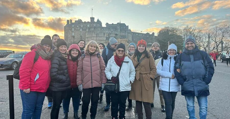 Classic Old Town Tour - Starting at The Scotch Whisky Experience: a practical way to begin