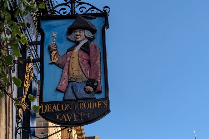 Dark History and Ghost Tour of Edinburgh - Greyfriars Kirkyard: The Final Stop With the Most Heavy Stories