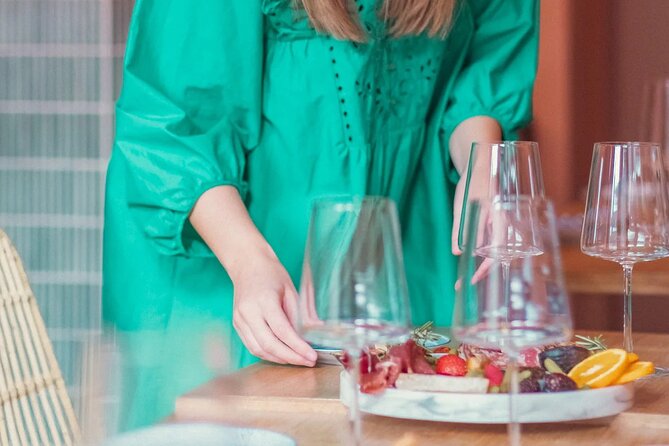 Delightful Scottish Afternoon Tea Experience in Edinburgh - Inside the experience: what happens during the 2 hours