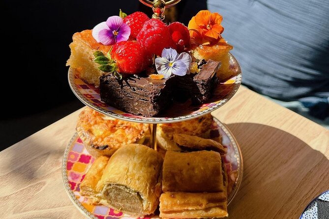 Delightful Scottish Afternoon Tea Experience in Edinburgh - Drinks: fizz or non-alcoholic fizz plus tea and coffee