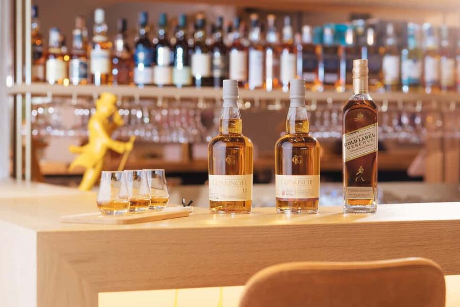 East Lothian: Glenkinchie Whisky Distillery Tour and Tasting - The 90-minute sensory tour: light, media, music, and story beats