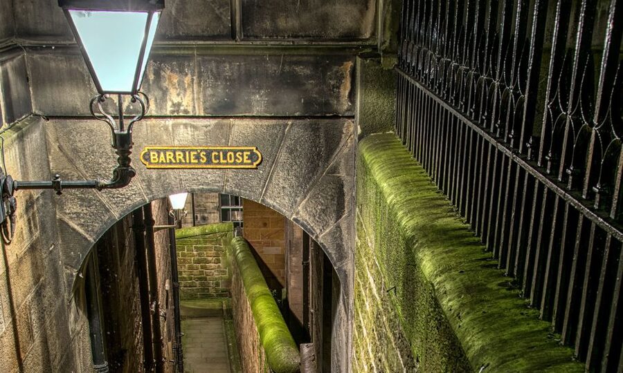 Edinburgh: 2-Hour Ghost Tour in Italian - Italian Ghost Tours on the Royal Mile: Why This Route Works