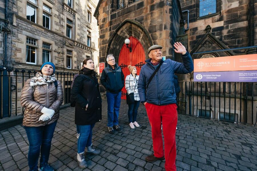Edinburgh: 3-Hour Guided Walking Tour - Parliament Square and Old Town Side Streets: Why the Layout Feels Like a Story