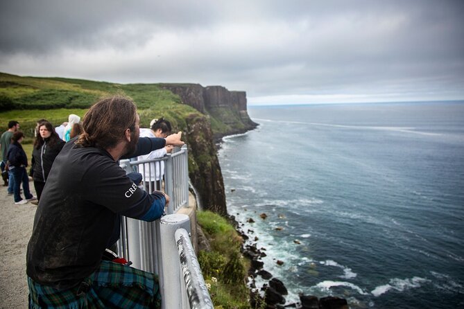 Edinburgh:5-Day Isle of Skye, Inverness & Loch Ness Tour w/Hostel - From Edinburgh to Skye and back: the pace and vibe