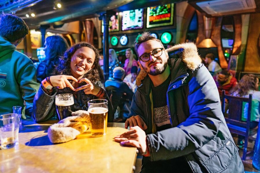 Edinburgh: 7 Bar Pub Crawl with 7 Shots & Discounts - The Seven Stops: Shots, Music, and the Real Edinburgh Night Mix