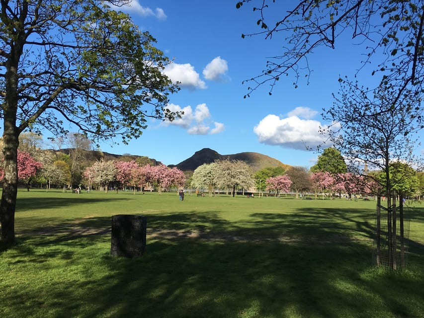 Edinburgh: a Scottish experience for Children in German - A kilt-themed day that starts in Edinburgh’s Meadows