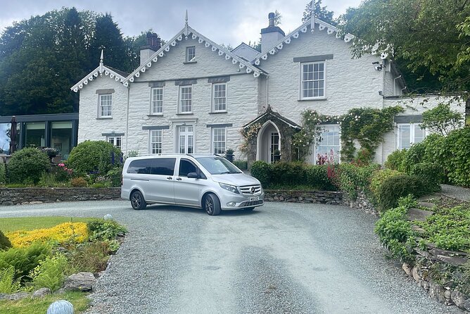 Edinburgh Airport to Glasgow City One Way Private Transfer - The Ride Itself: Space, Cleanliness, and Real Comfort