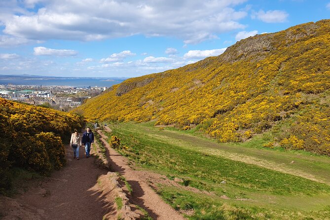 Edinburgh: Arthur's Seat Hike with Local Guide - Price and time: why this hike is good value