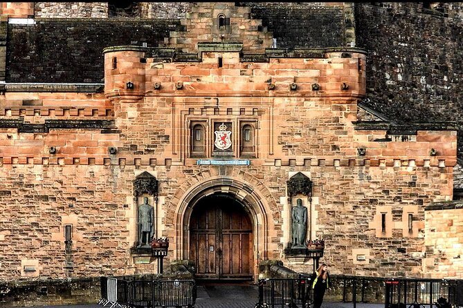 Edinburgh Castle Guided Tour - Tickets Included - Morning vs. Afternoon Options and How to Choose a Time
