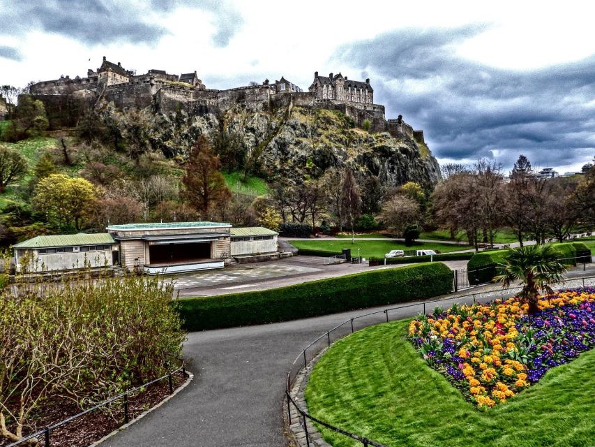 Edinburgh Castle: Guided Tour with Tickets Included - A story-led route through battles, royals, and rebels