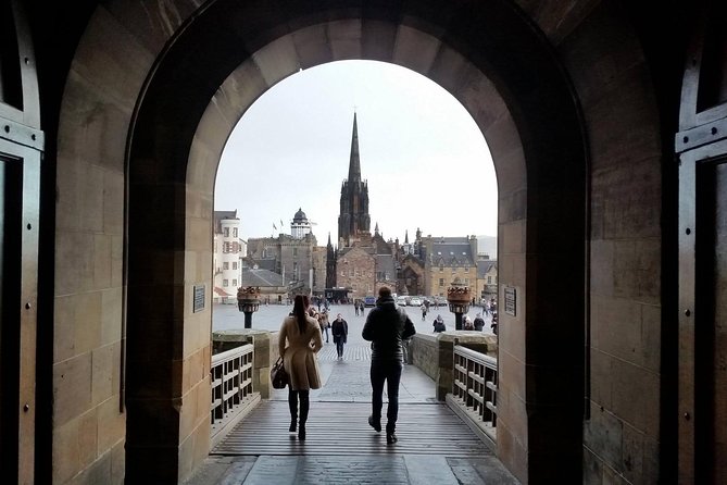 Edinburgh Castle Guided Walking Tour in English - Royal Mile Start: Where the Tour Begins and Why It Works