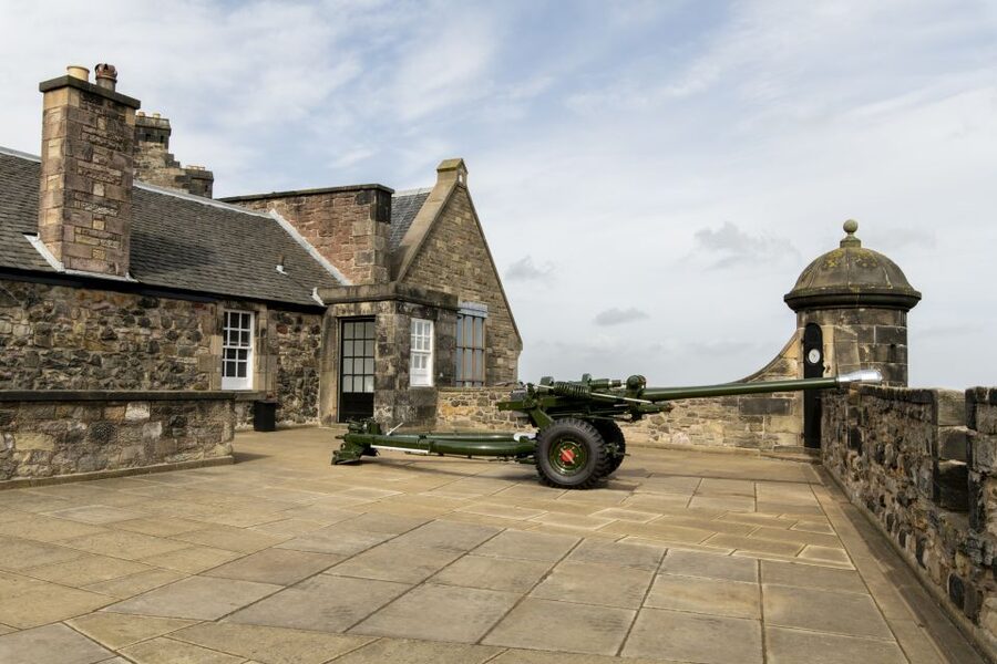 Edinburgh Castle: Guided Walking Tour with Entry Ticket - Should You Book This Edinburgh Castle Guided Tour?