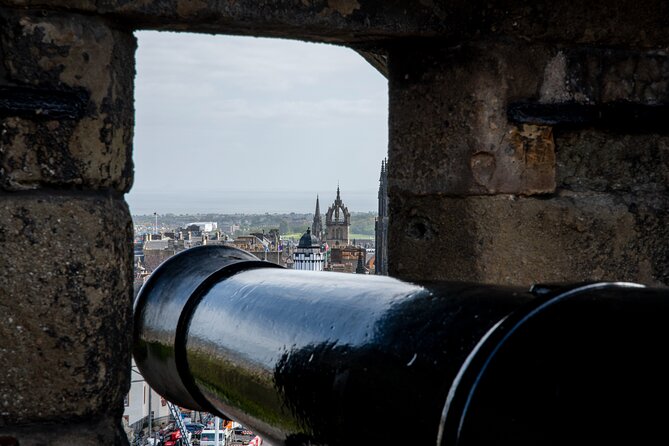 Edinburgh Castle: Guided Walking Tour with Entry Ticket - After the guide: go inside the museums, palace, prisons, and more