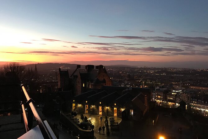 Edinburgh Castle: Guided Walking Tour with Entry Ticket - Weather and the outdoors reality (what to pack and how to plan)