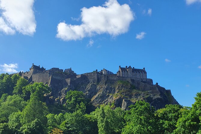 Edinburgh Castle Highlights Tour with Tickets, Map, and Guide - Why this Edinburgh Castle highlights tour works