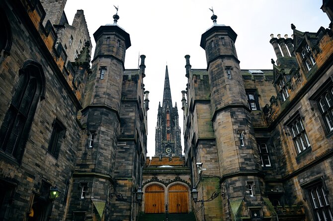 Edinburgh Castle & Old Town Small Group Guided Tour - The ancient approach to Edinburgh Castle: a shift from street story to fortress story