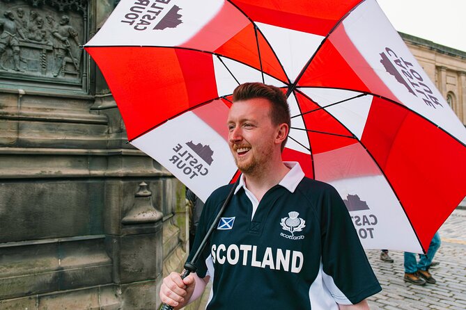 Edinburgh Castle Tickets & Tour - Local Scottish Guide In a Kilt - Royal Power, Battles, and Sieges (Told So It Sticks)
