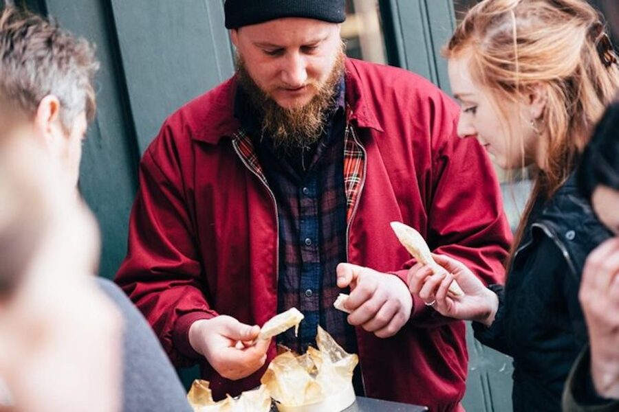 Edinburgh: Cheese Crawl with Local Guide - Logistics that affect your day: walking time, weather, and expectations