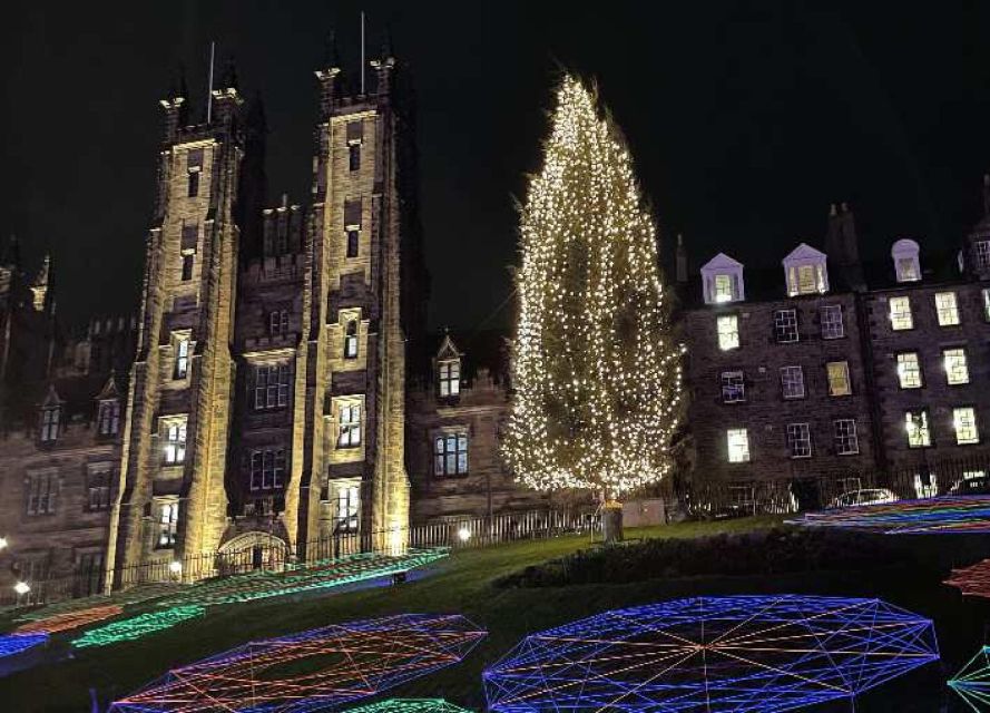 Edinburgh: Christmas Walking Tour with Gingerbread Treat - Key highlights worth your attention