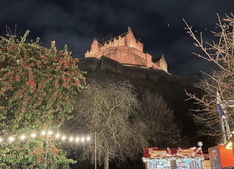 Edinburgh: Christmas Walking Tour with Gingerbread Treat - Castle Street Christmas Market: outdoor stalls and real gift browsing