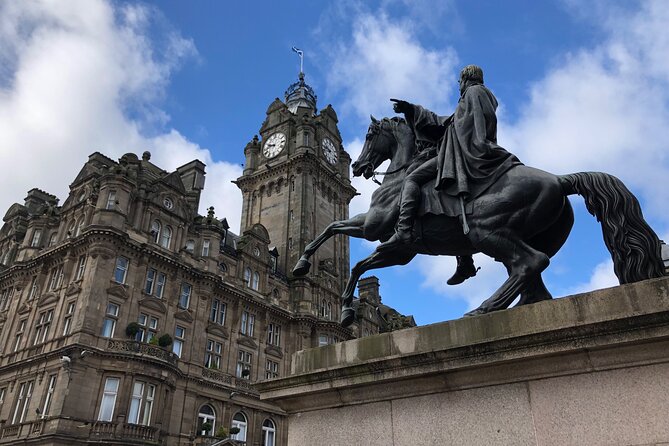 Edinburgh City 4 Hour Private Guided Taxi Tour - The Royal Mile and Old Town lanes: the city at walking speed