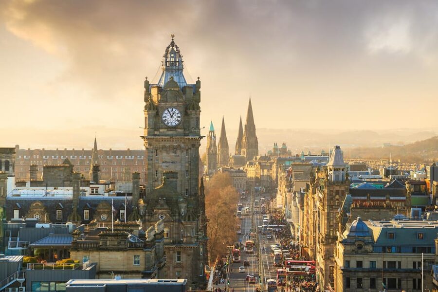 Edinburgh: City Highlights Walking Tour - The Royal Mile Start That Makes Edinburgh Click