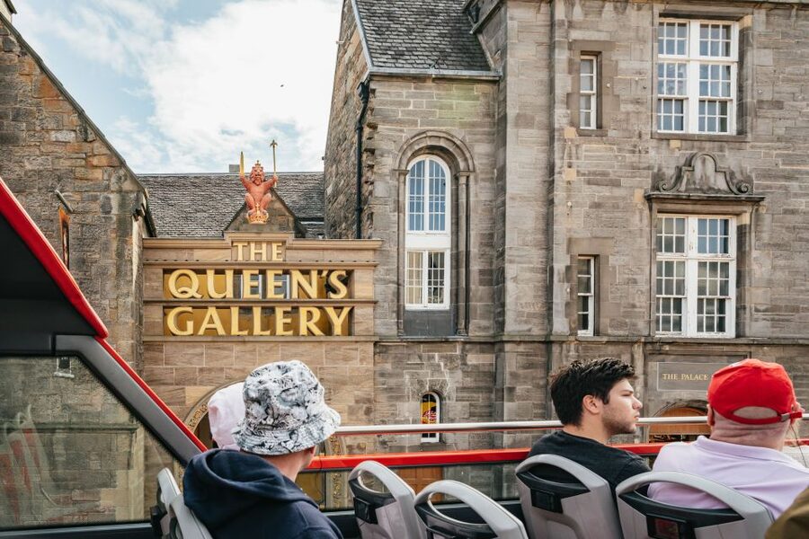 Edinburgh: City Sightseeing Hop-On Hop-Off Bus Tour - Getting Off and Choosing Your Next Move