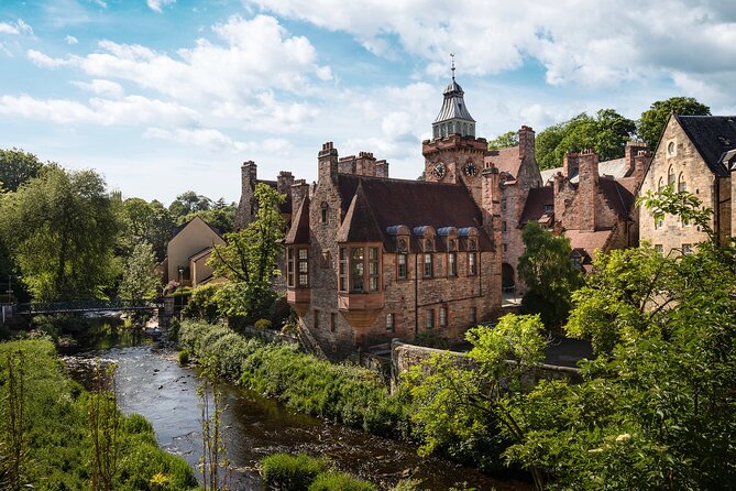 Edinburgh: Dean Village & New Town Walking Tour - Key highlights you will feel on the street
