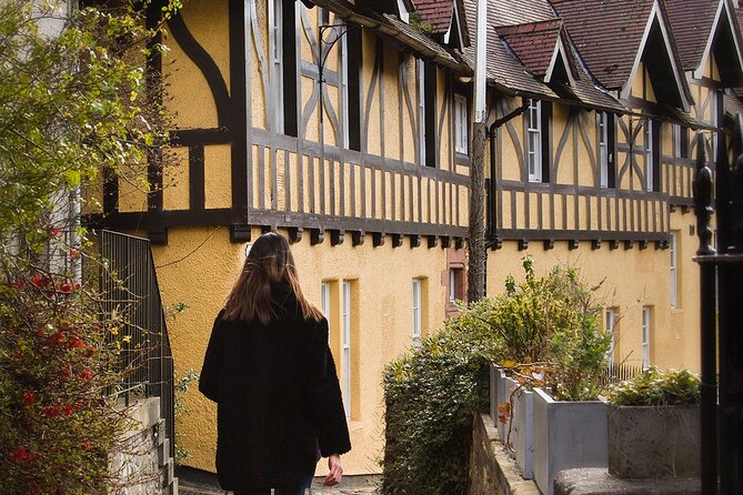 Edinburgh: Dean Village & New Town Walking Tour - Scott Monument: a writer-sized landmark with a surprising fact