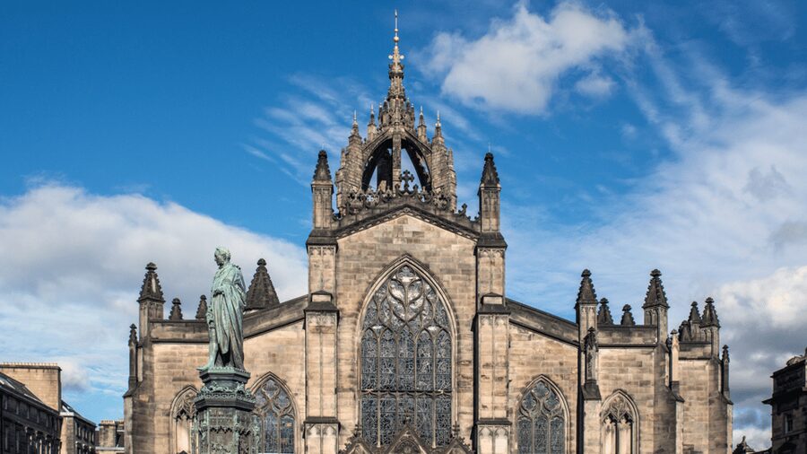 Edinburgh: Edinburgh Castle & Old Town Small Group Tour - Key highlights that make this tour work