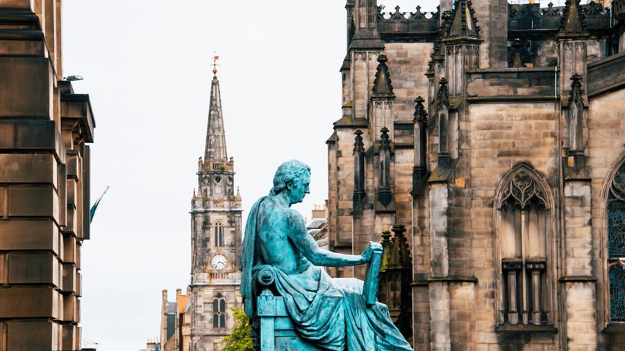Edinburgh: Edinburgh Castle & Old Town Small Group Tour - Greyfriars and writers’ Edinburgh: history you can actually picture